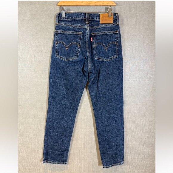 Levi’s Wedgie Straight Ankle Dark Wash Jeans - Picture 3 of 14